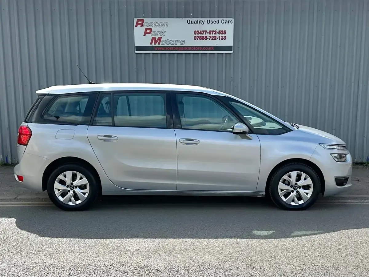 Used Citroën Grand C4 Picasso VTR Sport 120 HP (88 kW) 2016 Silver MPV