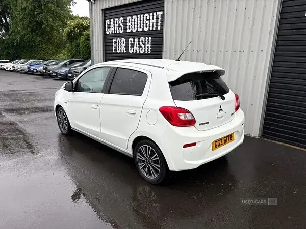 Used Mitsubishi Mirage 79 HP (58 kW) 2017 White Hatchback