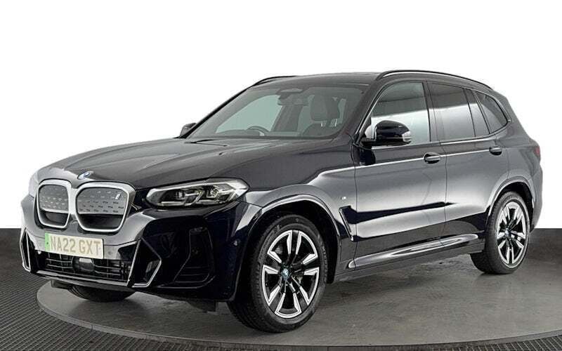 Used 2024 BMW iX3 M Sport SUV | £23,270 (Super price) - Image 1/4