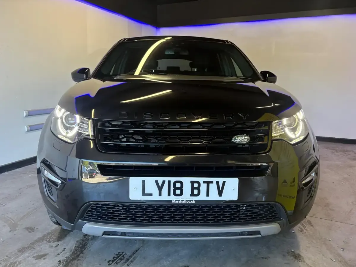Used Land Rover Discovery Sport HSE 180 HP (132 kW) 2018 Black SUV