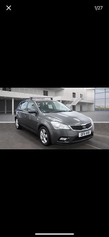 Grey Used 2011 Kia Ceed Hatchback | £3,695 (Super price) - Image 1/4