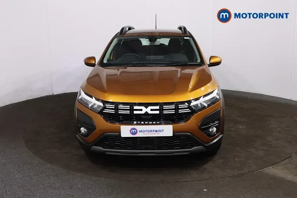 Używany Dacia Sandero Expression 2023 Pomarańczowy Hatchback