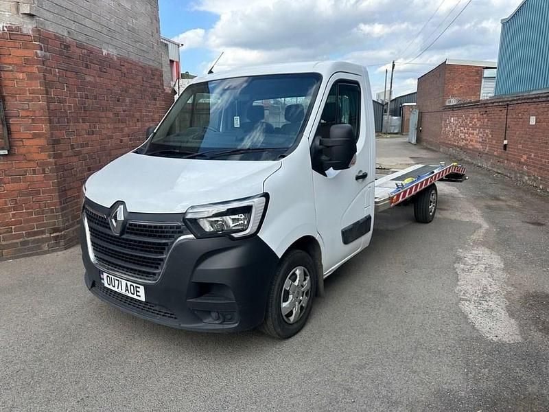 White Used 2021 Renault Master Business Van | £9,999 - Image 1/4