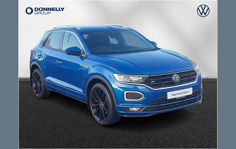 Blue Used 2022 VW T-Roc R-line SUV | £20,990 (Fair price) - Image 1/4