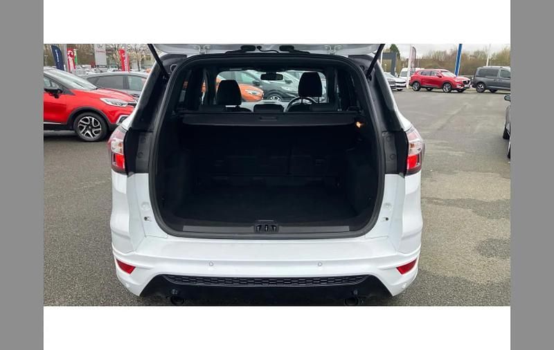 Used Ford Kuga ST-Line 150 HP (110 kW) 2019 White SUV