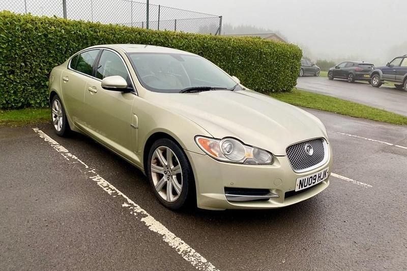 Gold Used 2009 Jaguar XF Luxury Sedan | £2,000 (Good price) - Image 1/1