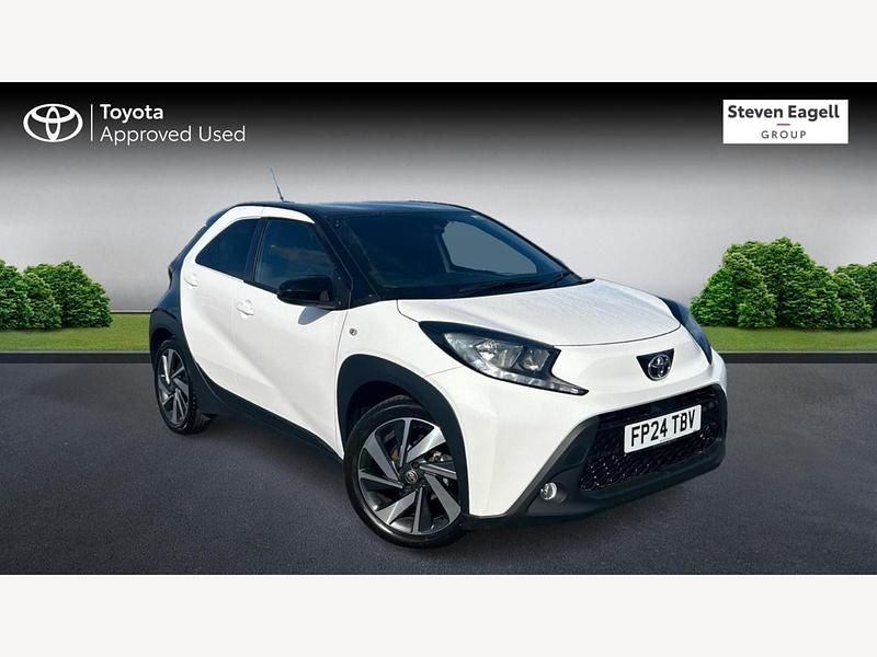 White Used 2024 Toyota Aygo Hatchback | £14,183 (Fair price) - Image 1/3