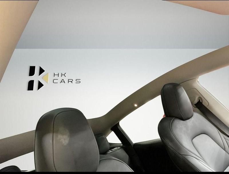 Used Tesla Model Y Long Range AWD 282 kW (384 HP) 2022 White SUV