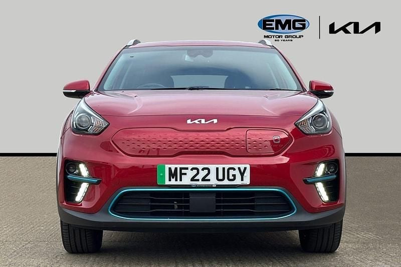 Used Kia Niro 150 kW (204 HP) 2022 Red SUV