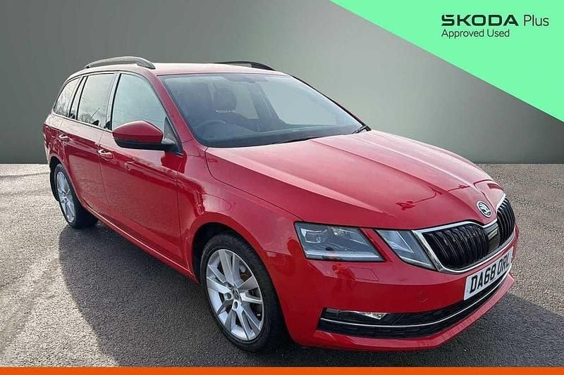 Used Skoda Octavia SE L 187 HP (137 kW) 2018 Corrida red Estate