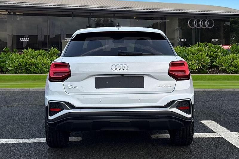 New Audi Q2 S-Line 150 HP (110 kW) 2026 White SUV