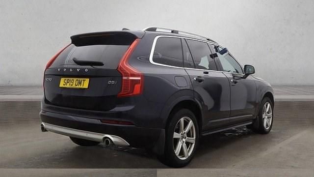 Used Volvo XC90 Momentum 235 HP (172 kW) 2019 Blue SUV