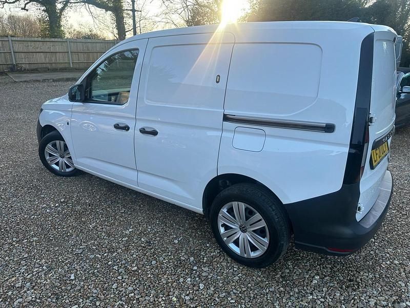 Used VW Caddy S 75 HP (55 kW) 2021 White MPV