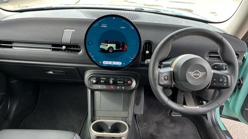 Używany Mini Cooper Classic 114 kW (156 KM) 2025 Zielony Hatchback