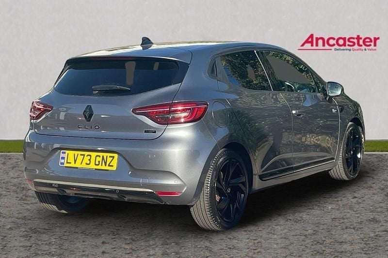 Used Renault Clio V Engineered 145 HP (106 kW) 2023 Grey Hatchback