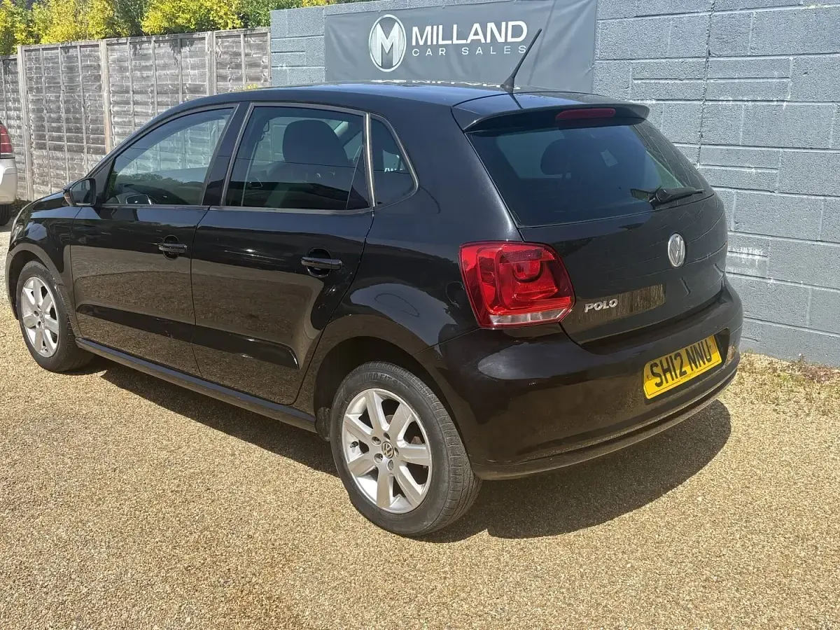 Used VW Polo Match 60 HP (44 kW) 2012 Black Hatchback