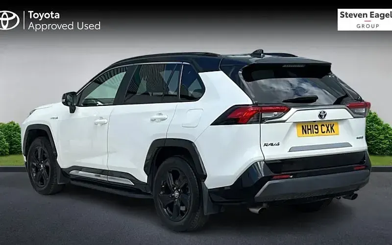 Used Toyota RAV4 Hybrid 218 HP (160 kW) 2023 SUV