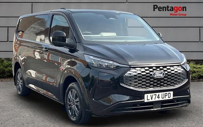 Used 2026 Ford Transit Limited Van | £23,995 (Fair price) - Image 1/4