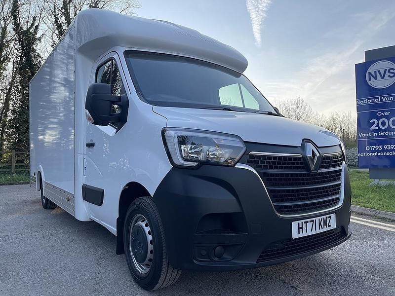 Used Renault Master Business 145 HP (106 kW) 2021 White Cabriolet