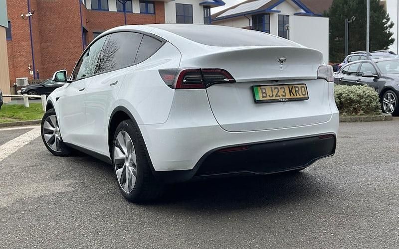 Used Tesla Model Y RWD 219 kW (299 HP) 2024 SUV