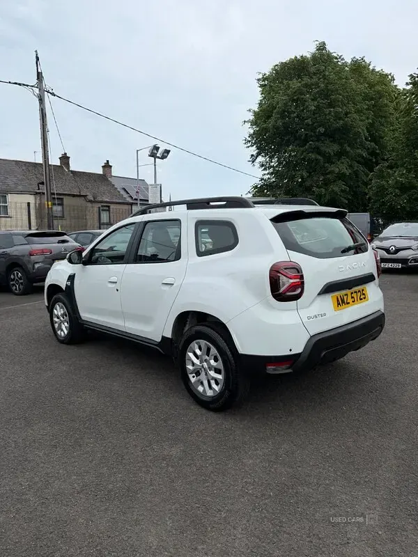Used Dacia Duster Expression 90 HP (66 kW) 2023 White SUV