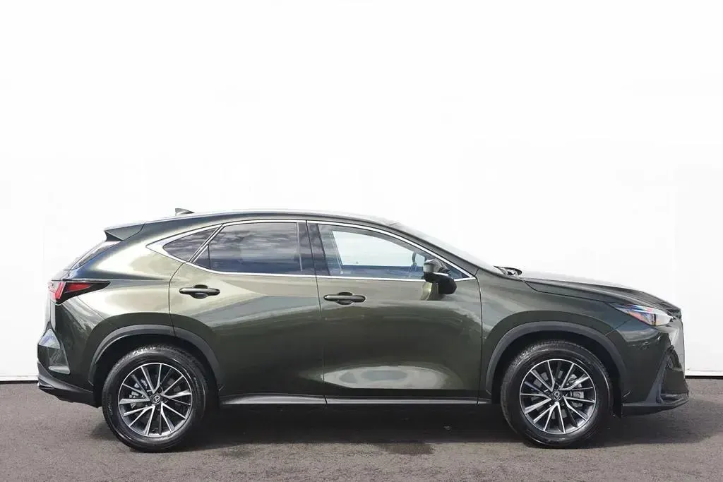 Used Lexus NX350h 2024 Green SUV