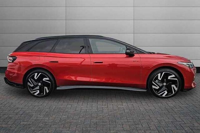 Begagnad VW ID.7 GTX 250 kW (340 HK) 2026 Svart Kombi