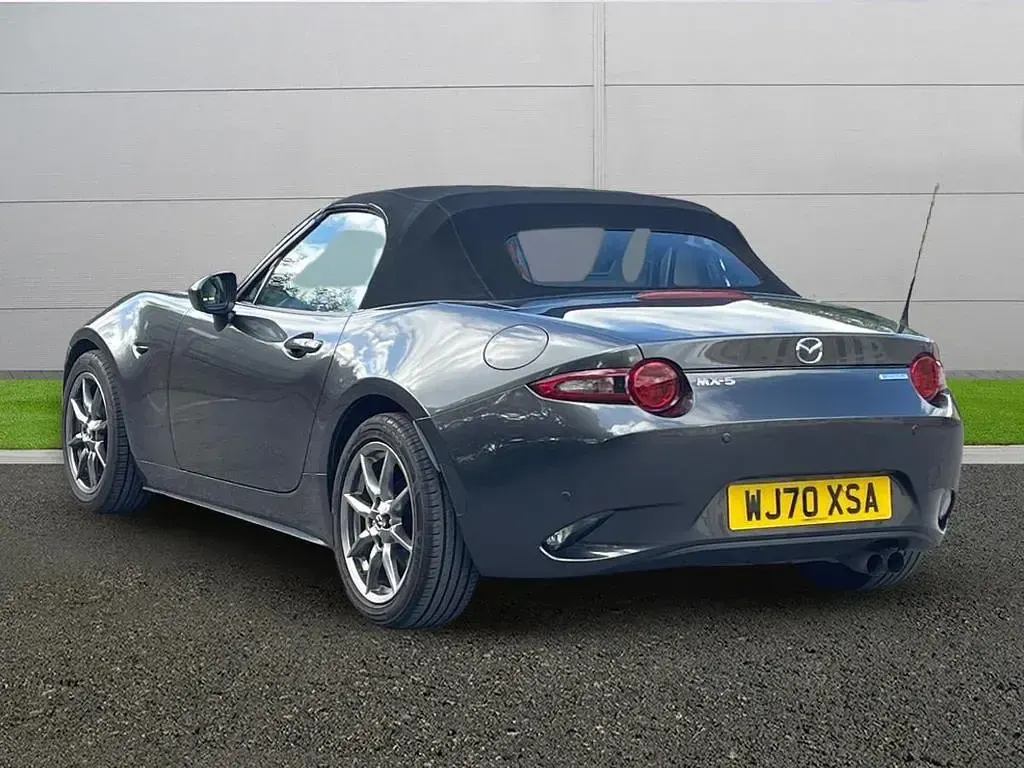 Used Mazda MX5 Inclusive 132 HP (97 kW) 2020 Grey Cabriolet