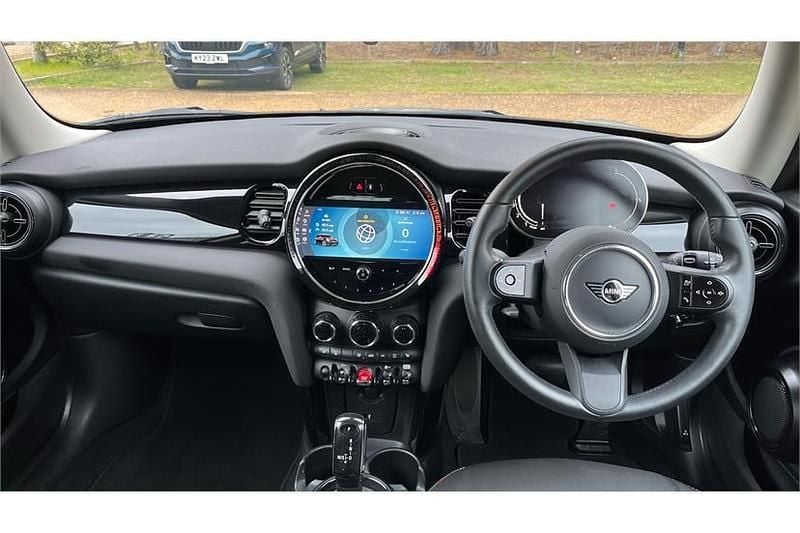 Used Mini Cooper Classic 136 HP (100 kW) 2023 Silver Hatchback