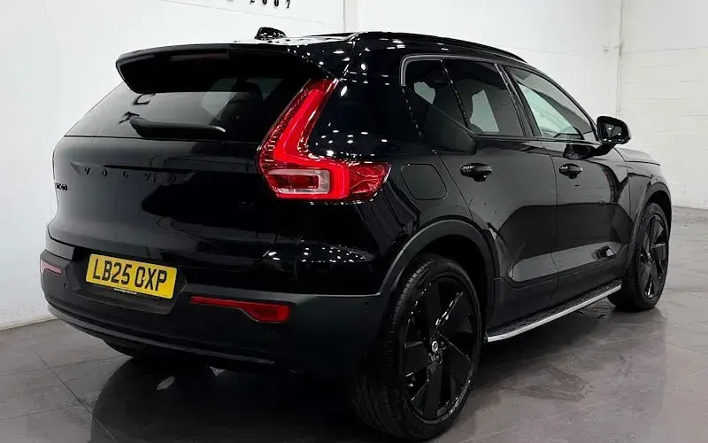 Used Volvo XC40 Ultra 197 HP (144 kW) 2026 SUV