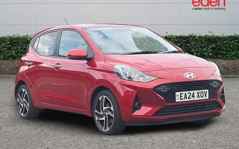 Used Hyundai i10 Premium 63 HP (46 kW) 2024 Hatchback