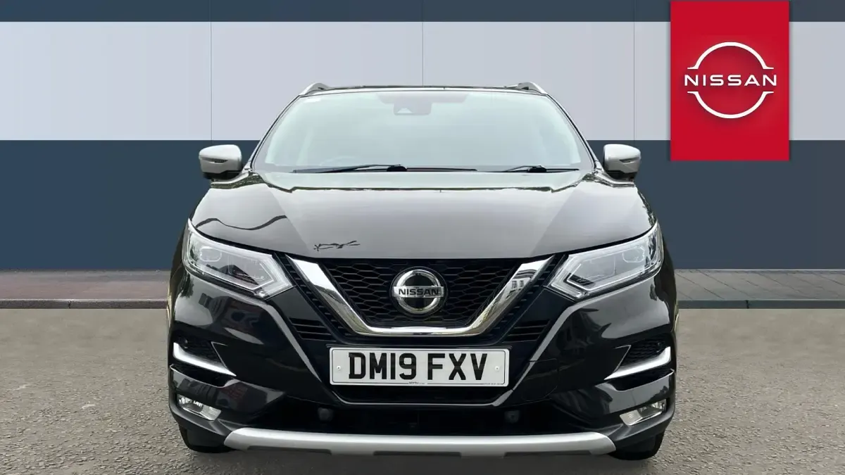 Used Nissan Qashqai N-Motion 140 HP (102 kW) 2019 Black SUV