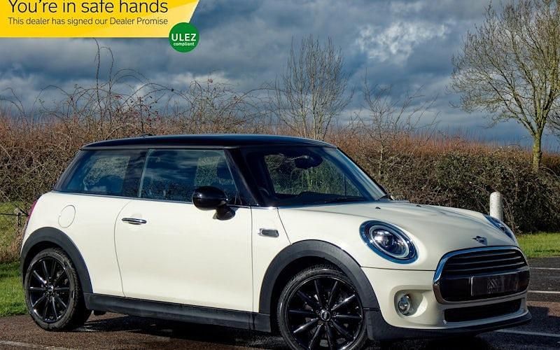 White Used 2018 Mini Cooper Hatch Hatchback | £10,695 (Super price) - Image 1/4