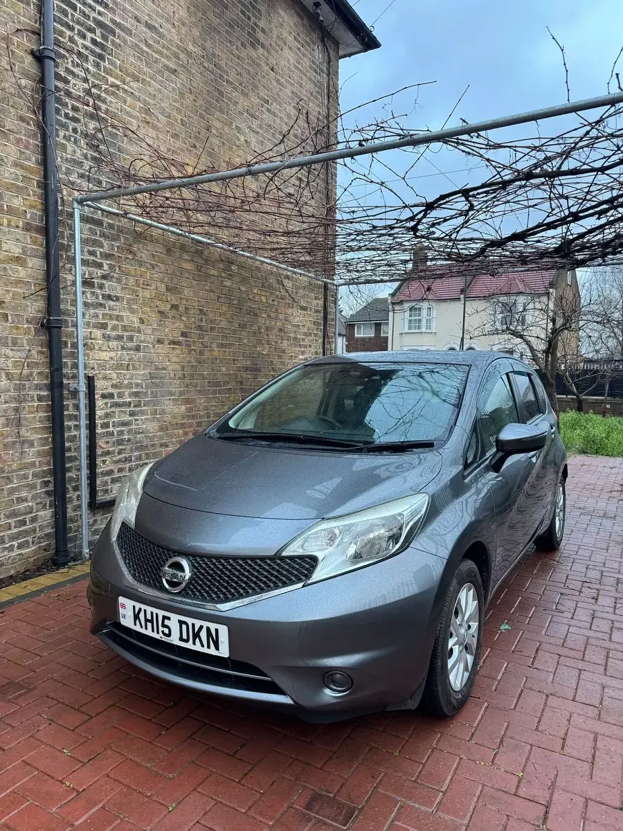 Used Nissan Note 98 HP (72 kW) 2015 Grey Hatchback