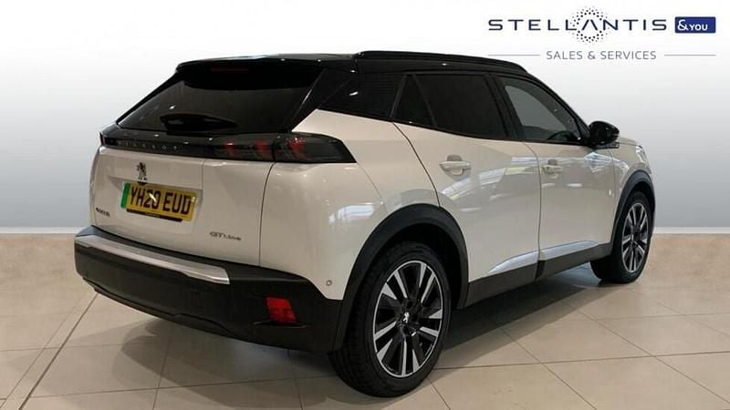 Used Peugeot e-2008 GT-line 98 kW (134 HP) 2020 White SUV
