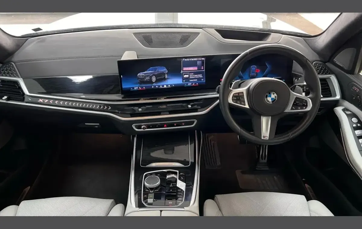 Used BMW X7 M Sport 380 HP (279 kW) 2024 Black SUV