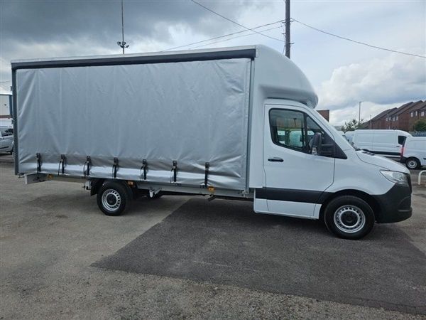 White Used 2021 Mercedes Sprinter Progressive Van | £33,594 - Image 1/1