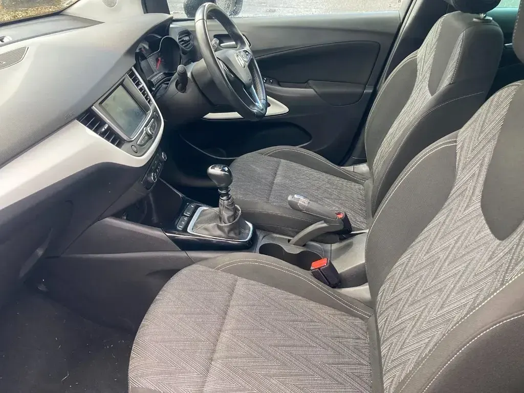 Used Vauxhall Crossland X 110 HP (80 kW) 2020 Black SUV