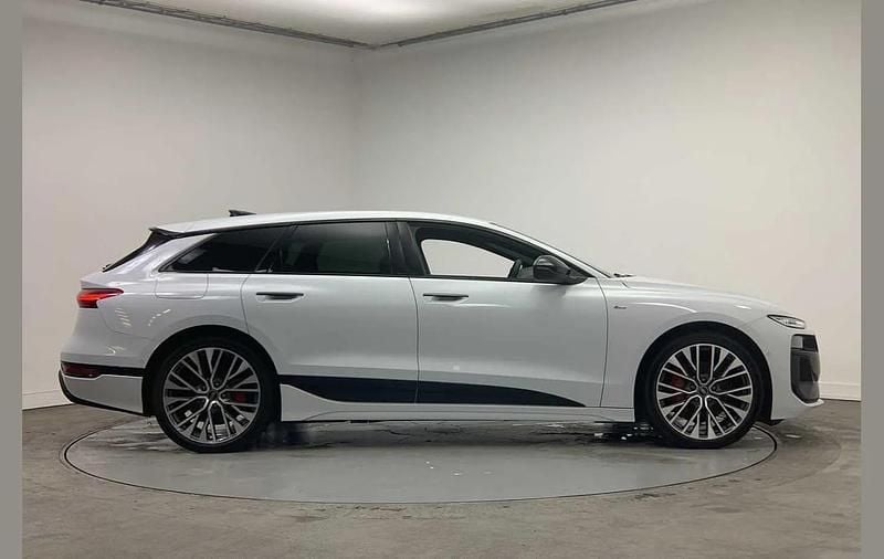 Used Audi e-tron Performance 266 kW (362 HP) 2025 White SUV