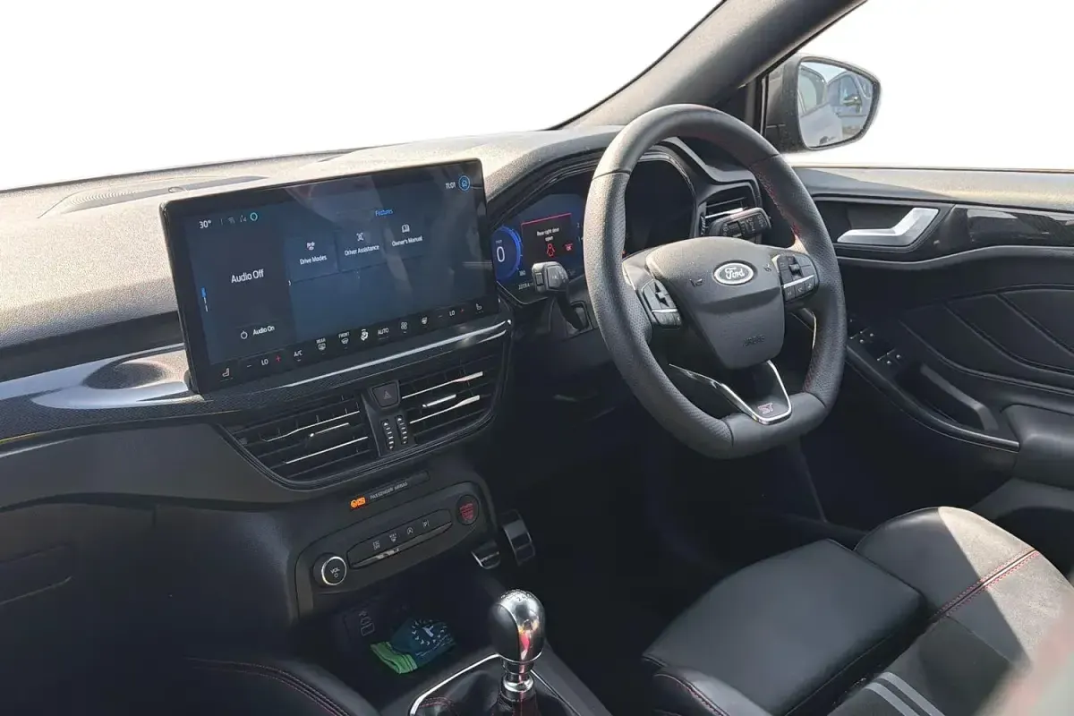 Used Ford Focus ST 280 HP (205 kW) 2023 Grey Hatchback