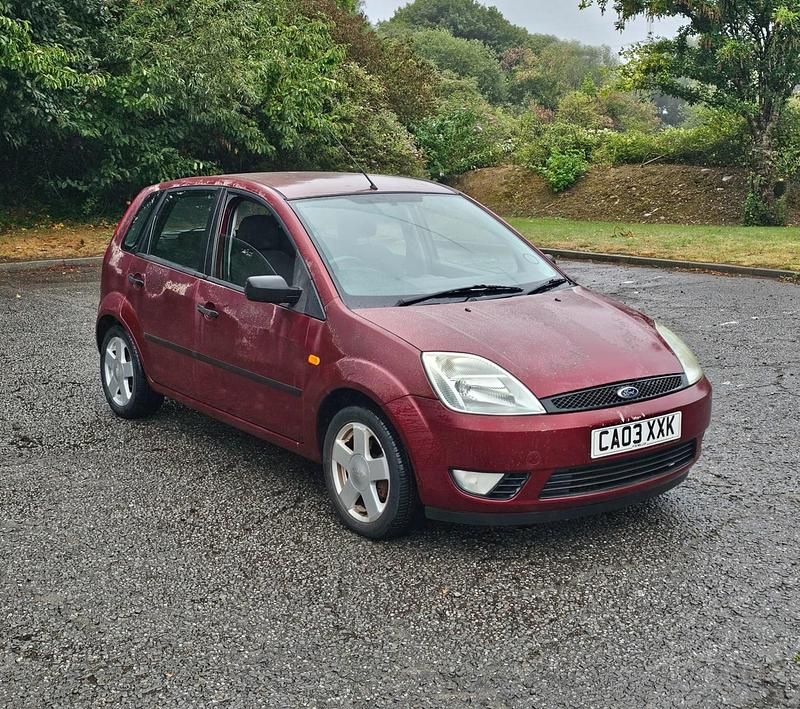 Red Used 2003 Ford Fiesta Zetec Hatchback | £590 (Fair price) - Image 1/4