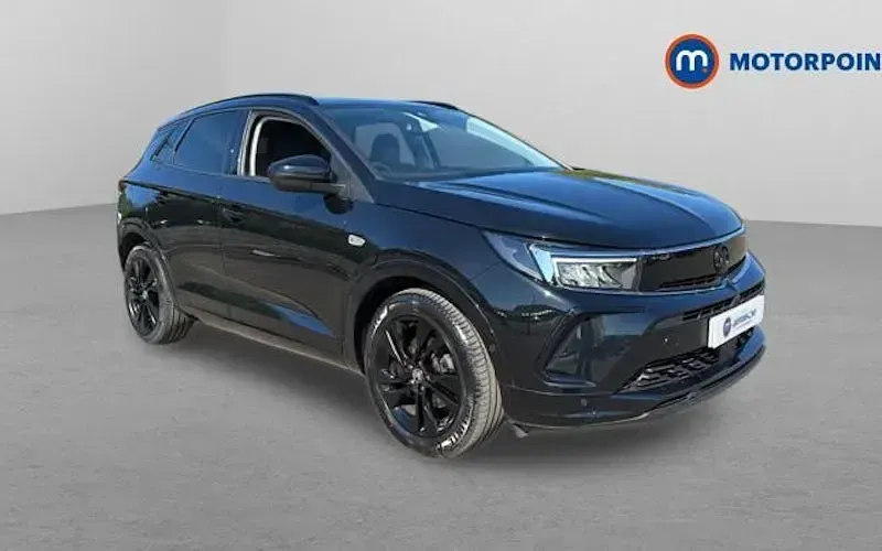 Used Vauxhall Grandland X 131 HP (96 kW) 2023 SUV