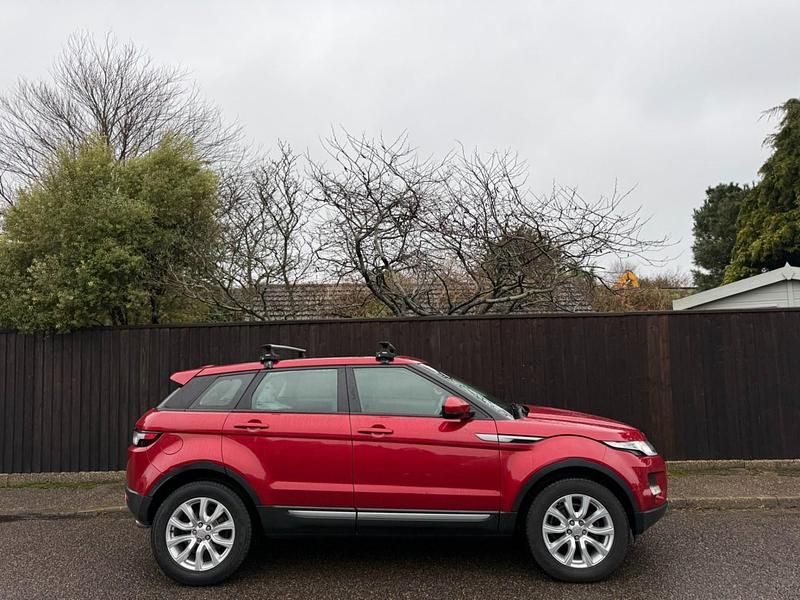 Used Land Rover Range Rover evoque Pure 2014 Red Estate
