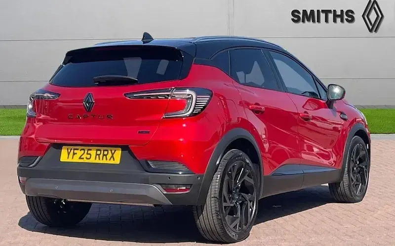 New Renault Captur Esprit Alpine 143 HP (105 kW) 2025 Flame red/diamond black  SUV