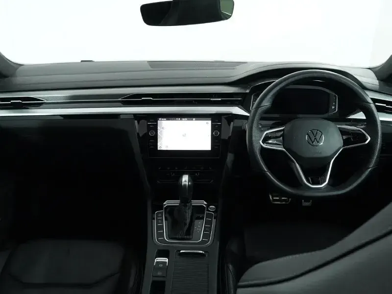 Usado VW Arteon R-line 190 HP (139 kW) 2021 Preto Citadino