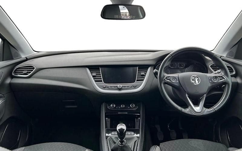 Used Vauxhall Grandland X SRi 131 HP (96 kW) 2021 Grey SUV