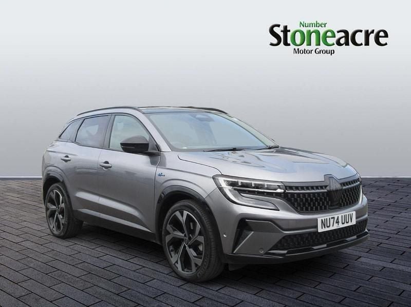 Used Renault Austral Iconic Esprit Alpine 200 HP (147 kW) 2024 Grey SUV