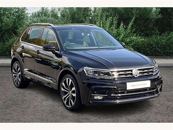 Black Used 2018 VW Tiguan R-line SUV | £24,295 (Fair price) - Image 1/4
