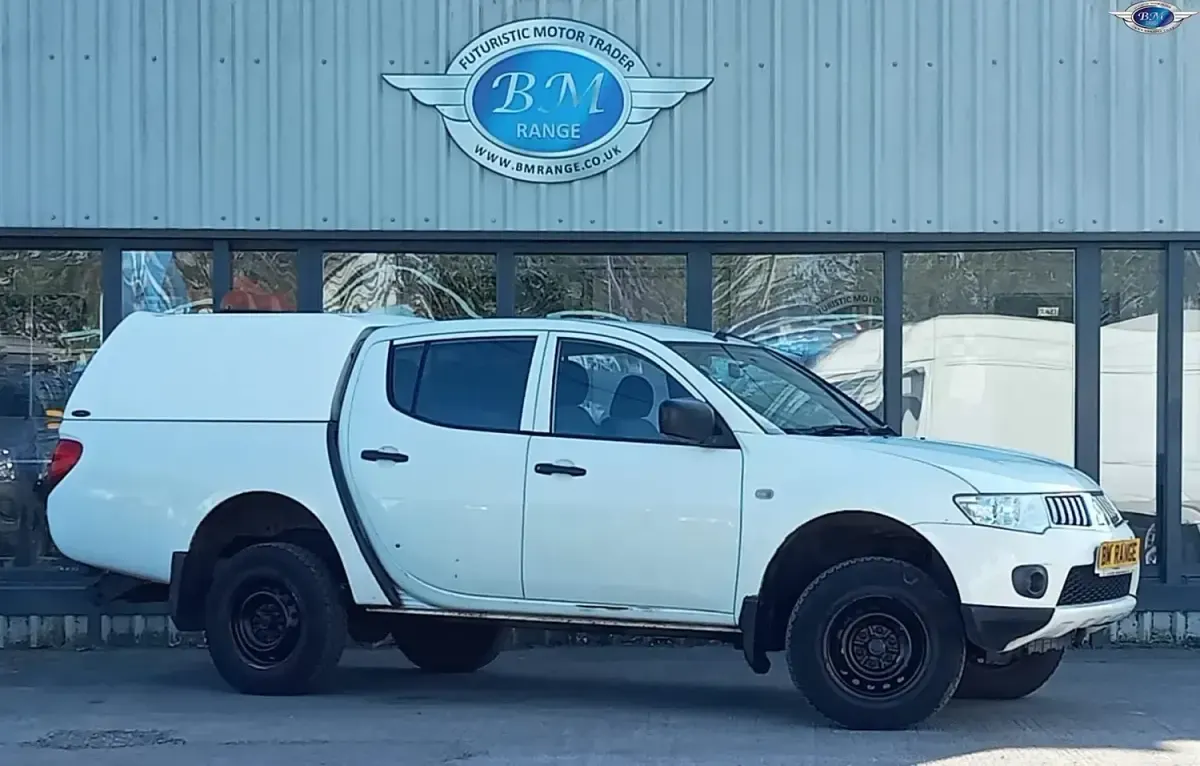 Usado Mitsubishi L200 134 HP (98 kW) 2012 Branco Pickup