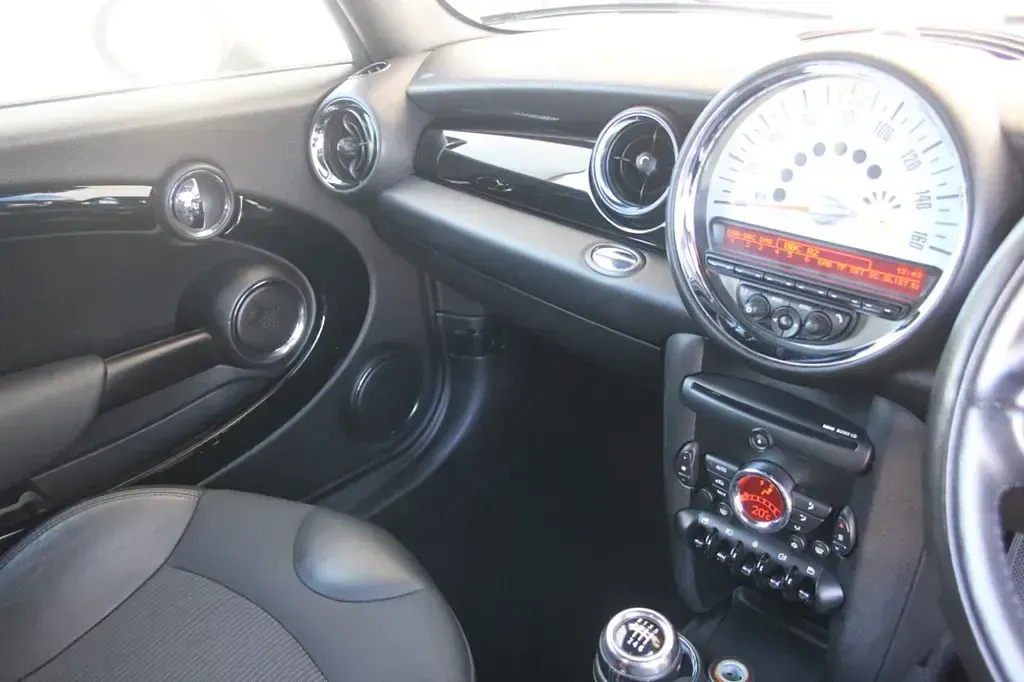 Usado Mini Cooper Hatch 2012 Laranja Citadino